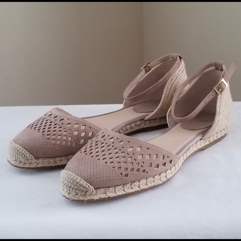Vince Camuto Sandina Espadrilles Flats size 10